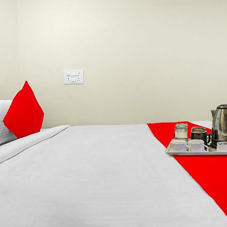 Hotel O Aayush Stay Inn Χιντεραμπάντ Εξωτερικό φωτογραφία