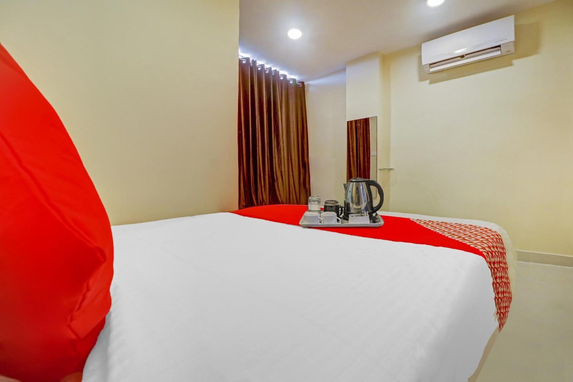 Hotel O Aayush Stay Inn Χιντεραμπάντ Εξωτερικό φωτογραφία